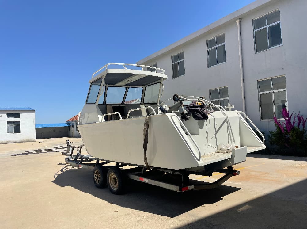 6.5m-A Yacht