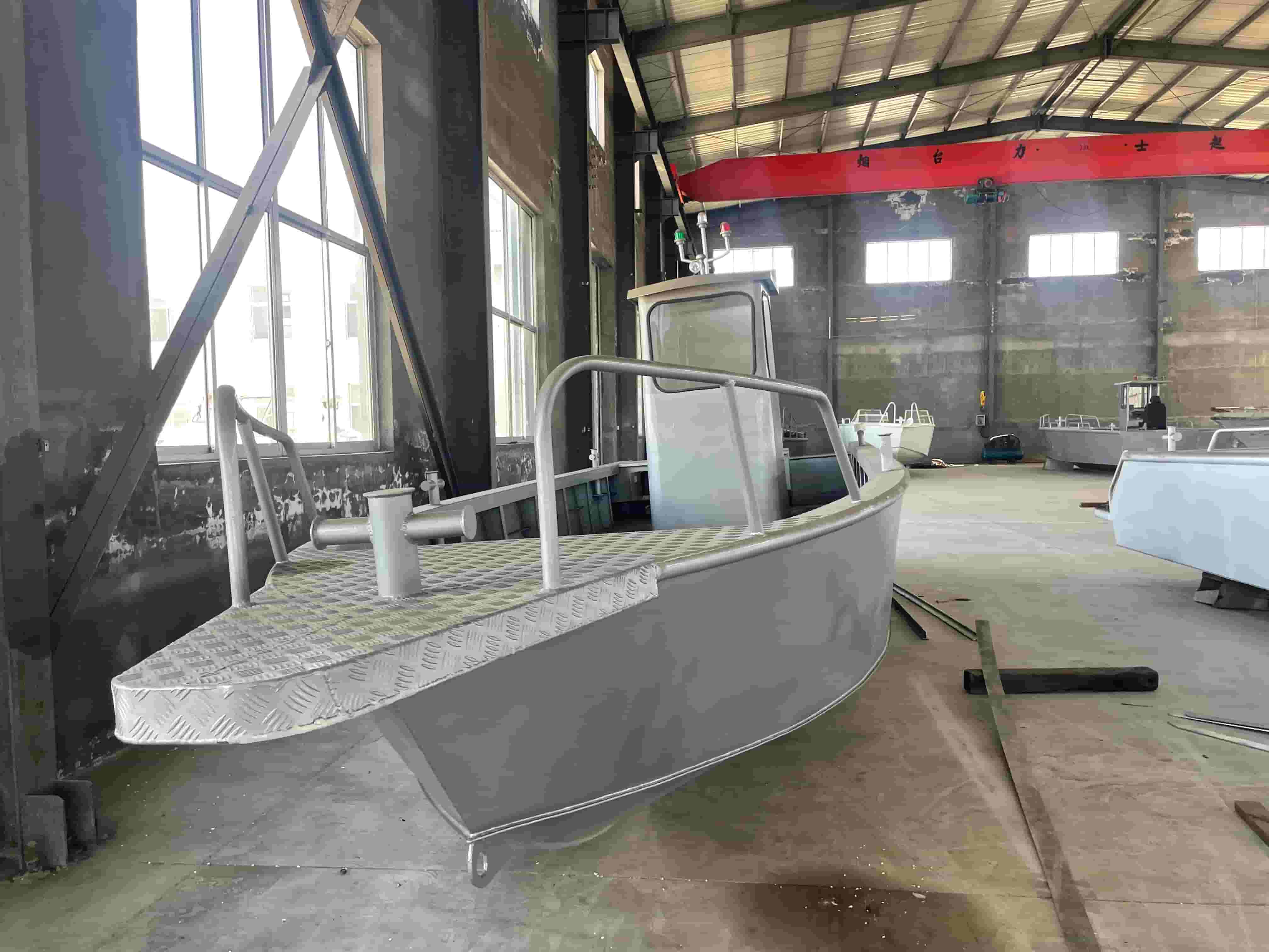 10.3-meter yacht