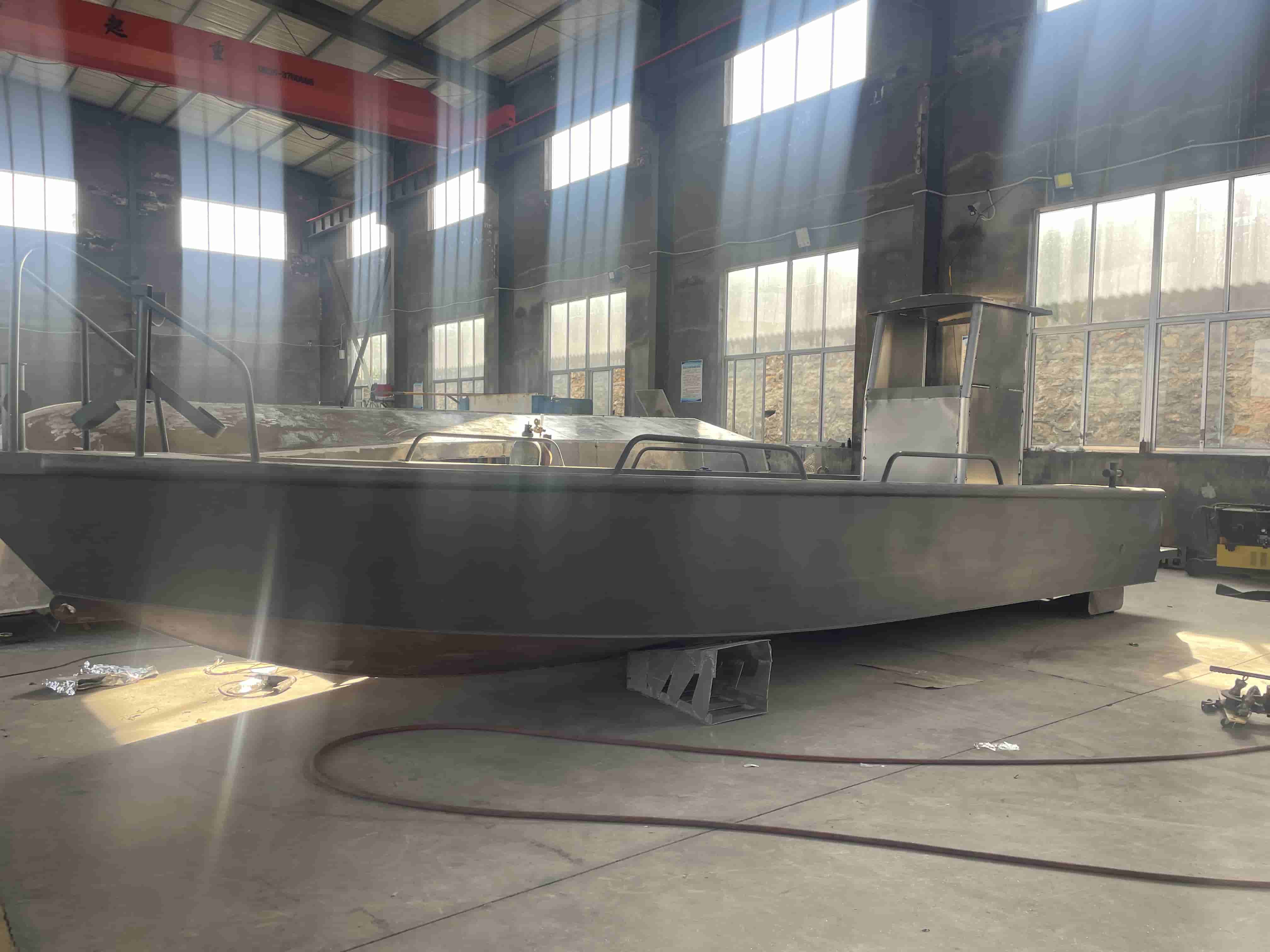 10.3-meter yacht
